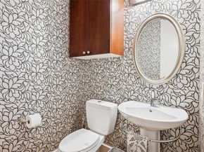 1516  Pecos Street , Dallas Texas 75204