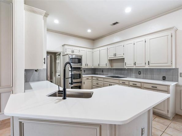 5913  Sandhills Circle , Plano Texas 75093
