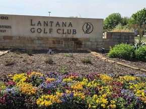 821  Crimson Road , Lantana Texas 76226