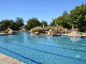 821  Crimson Road , Lantana Texas 76226