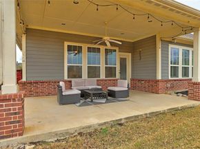 821  Crimson Road , Lantana Texas 76226