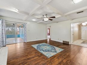 1904  Bay Oaks Court , Fort Worth Texas 76112