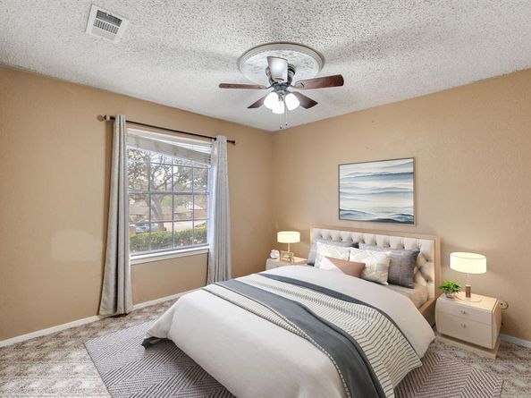 1904  Bay Oaks Court , Fort Worth Texas 76112