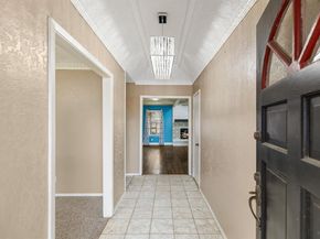 1904  Bay Oaks Court , Fort Worth Texas 76112