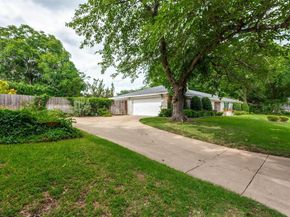 4128  Coral Circle , Benbrook Texas 76126