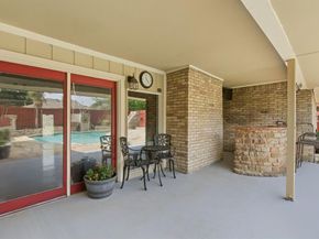 1025  Hampshire Lane , Carrollton Texas 75007