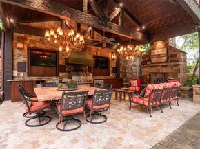 6812  Midcrest Drive , Dallas Texas 75254