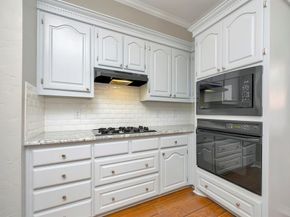 2400  Peach Blossom Court , Bedford Texas 76021