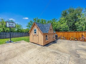 1011  Parview Circle , Grand Prairie Texas 75104