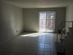 9434  Olde Towne Row , Dallas Texas 75227