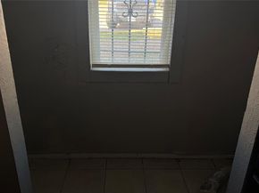 9434  Olde Towne Row , Dallas Texas 75227