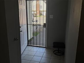 9434  Olde Towne Row , Dallas Texas 75227