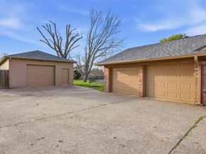 6208  Windsong Drive , Arlington Texas 76001