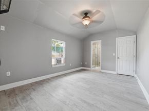 1606  Davis Boulevard , Garland Texas 75042