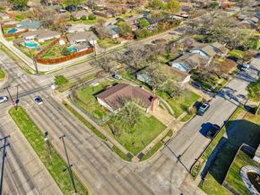 5202  Chestnut Place , Garland Texas 75043
