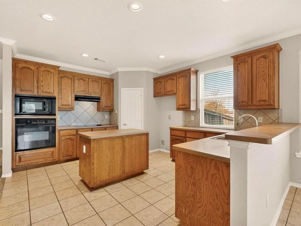 3155  Serpis  , Grand Prairie Texas 75054