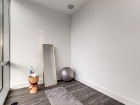 2200  Victory Avenue  2107, Dallas Texas 75219