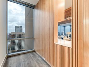 2200  Victory Avenue  2107, Dallas Texas 75219