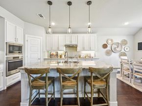 917  Overton Avenue , Celina Texas 75009