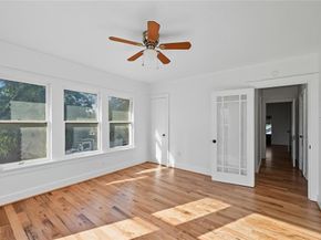 2844  Travis Avenue , Fort Worth Texas 76110