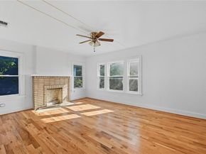 2844  Travis Avenue , Fort Worth Texas 76110
