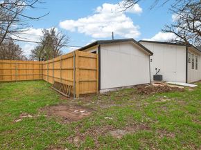 522  Avenue G  , Dallas Texas 75203