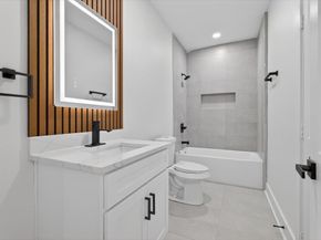 522  Avenue G  , Dallas Texas 75203