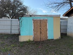 1425  Whittenburg Drive , Fort Worth Texas 76134