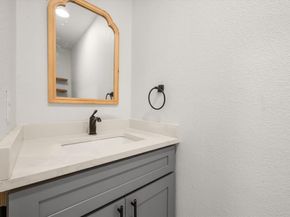 2158  Morning Glory Avenue , Fort Worth Texas 76111