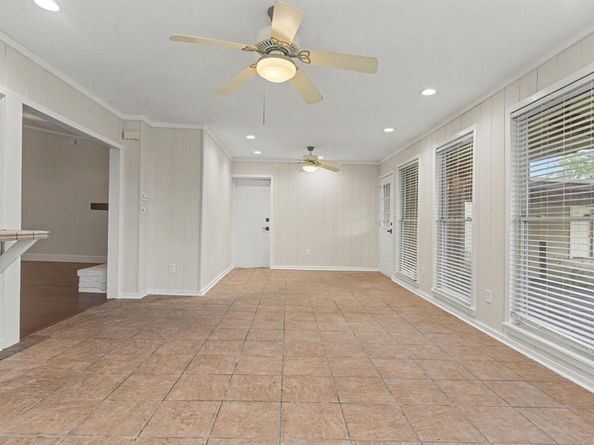 5926  Rosehill Road , Garland Texas 75043