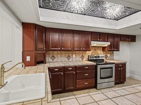 5926  Rosehill Road , Garland Texas 75043