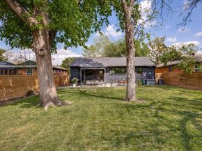 2236  Hartline Drive , Dallas Texas 75228