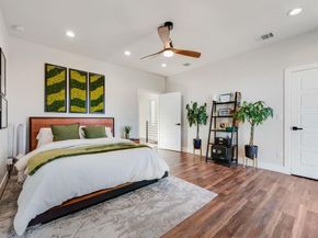 1802  Pueblo Street , Dallas Texas 75212