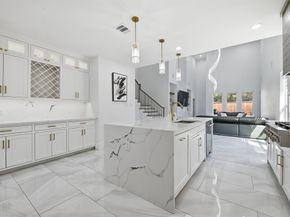 4002  Furey Street , Dallas Texas 75212