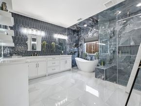 4002  Furey Street , Dallas Texas 75212