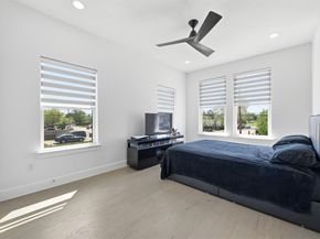 4002  Furey Street , Dallas Texas 75212