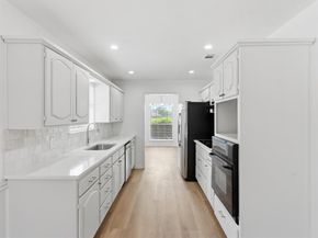408  Christine Court , Euless Texas 76039