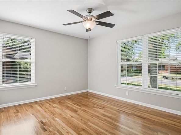1831  Swan Drive , Dallas Texas 75228