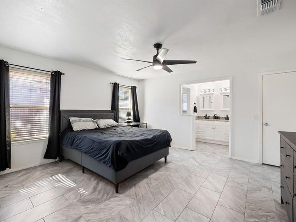 726  Danvers Lane , Mansfield Texas 76063