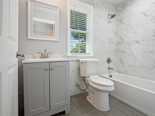 703 N Jester Avenue , Dallas Texas 75211