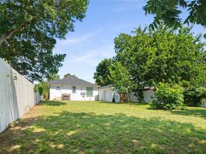 703 N Jester Avenue , Dallas Texas 75211