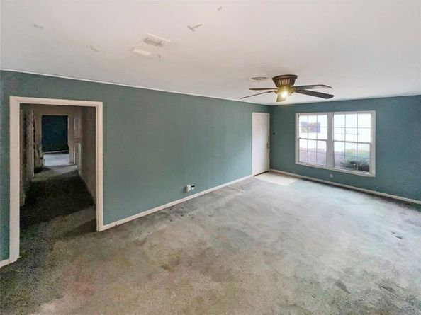 5305  Ira Street , Haltom City Texas 76117