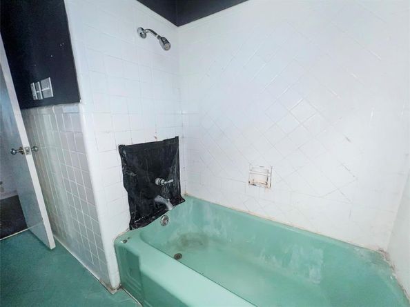 5305  Ira Street , Haltom City Texas 76117