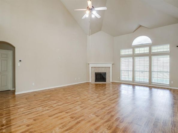 5504  Meadow Valley Drive , Fort Worth Texas 76123