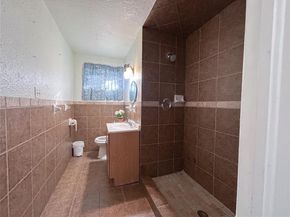 2404  Klondike Drive , Dallas Texas 75228