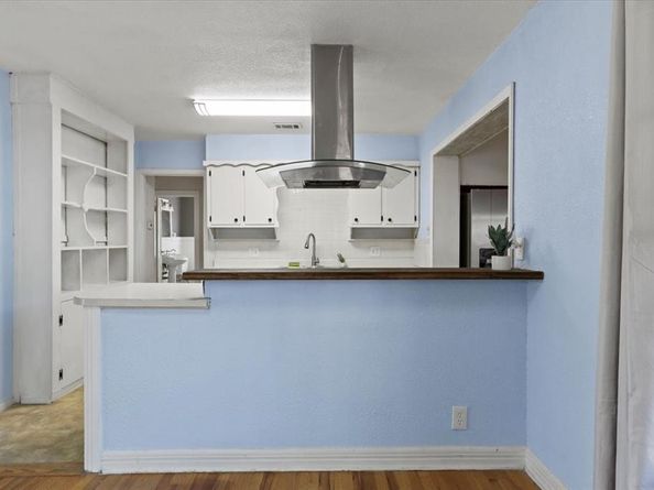 1129 N Riverside Drive , Fort Worth Texas 76111