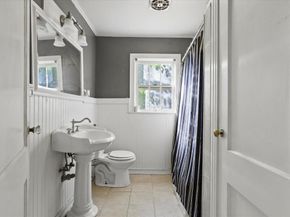 1129 N Riverside Drive , Fort Worth Texas 76111