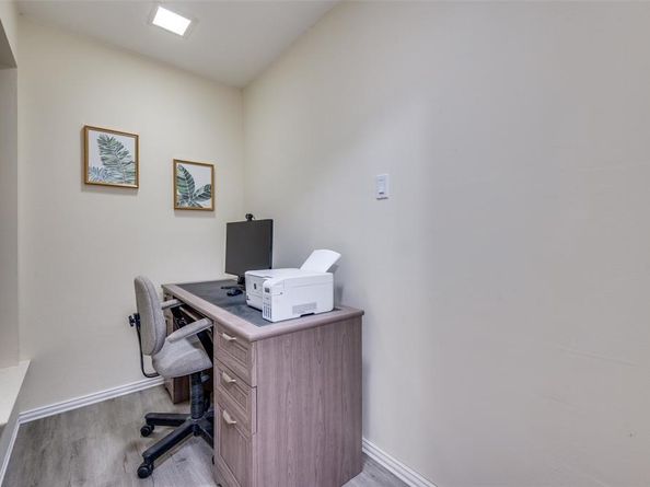 1927  Camden Way , Carrollton Texas 75007