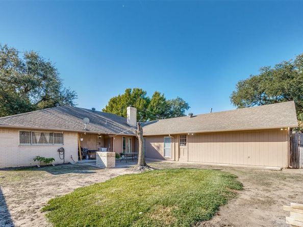 1927  Camden Way , Carrollton Texas 75007