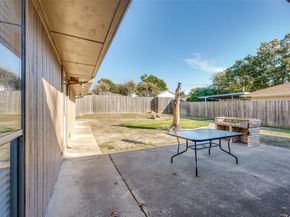 1927  Camden Way , Carrollton Texas 75007
